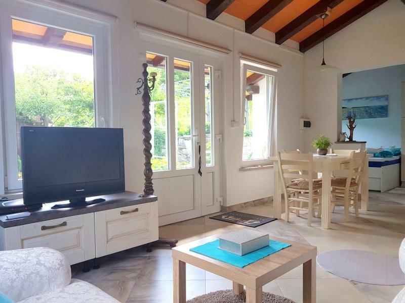Holiday Home Slavi Vipava Eksteriør bilde